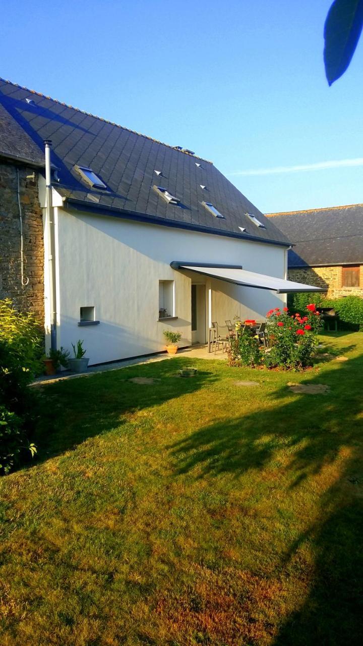 Chambres D'Hotes La Pinderie Val-Couesnon Экстерьер фото